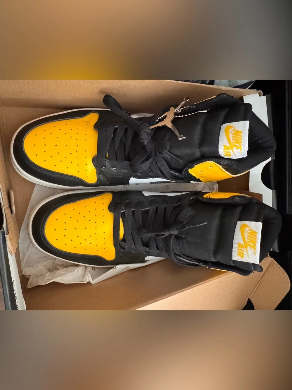 Jordan 1 Retro High - Black/White/Yellow Men's Sneakers